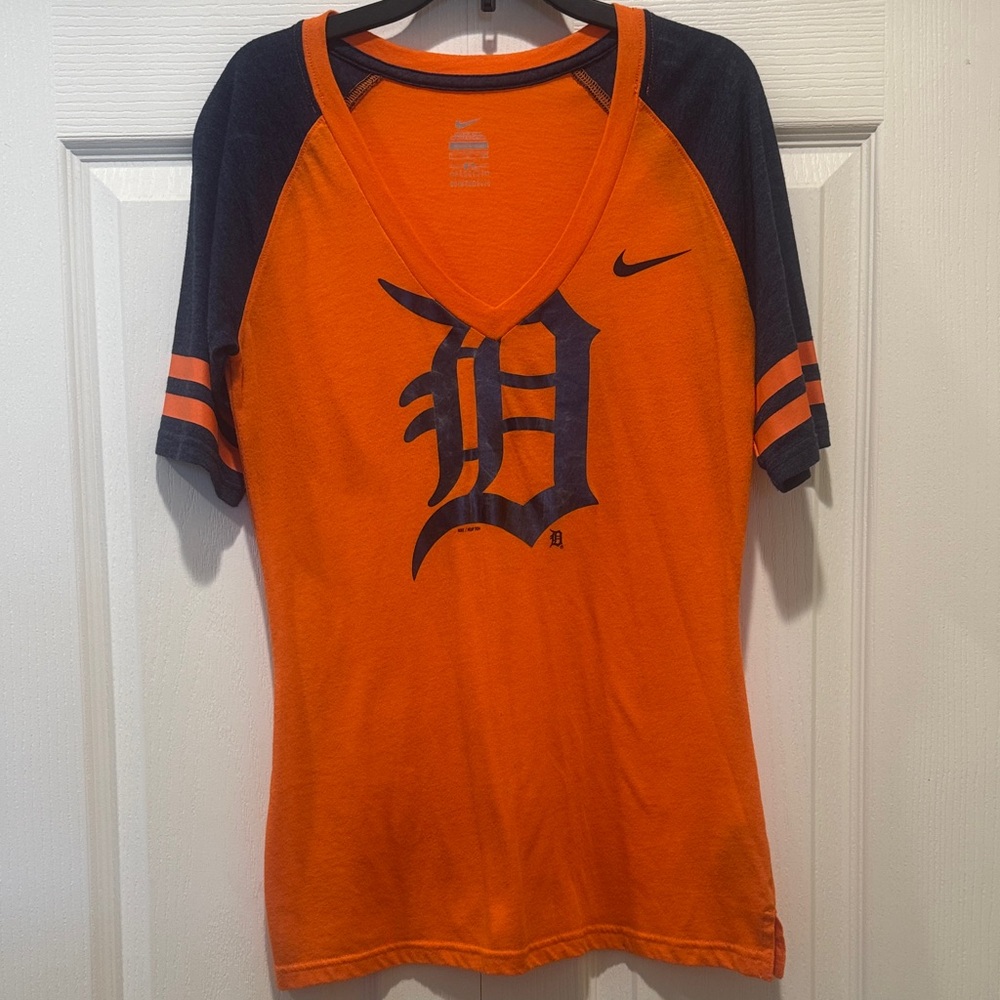 Nike Orange V-Neck Detroit Tigers Tee with Navy Accents- Small